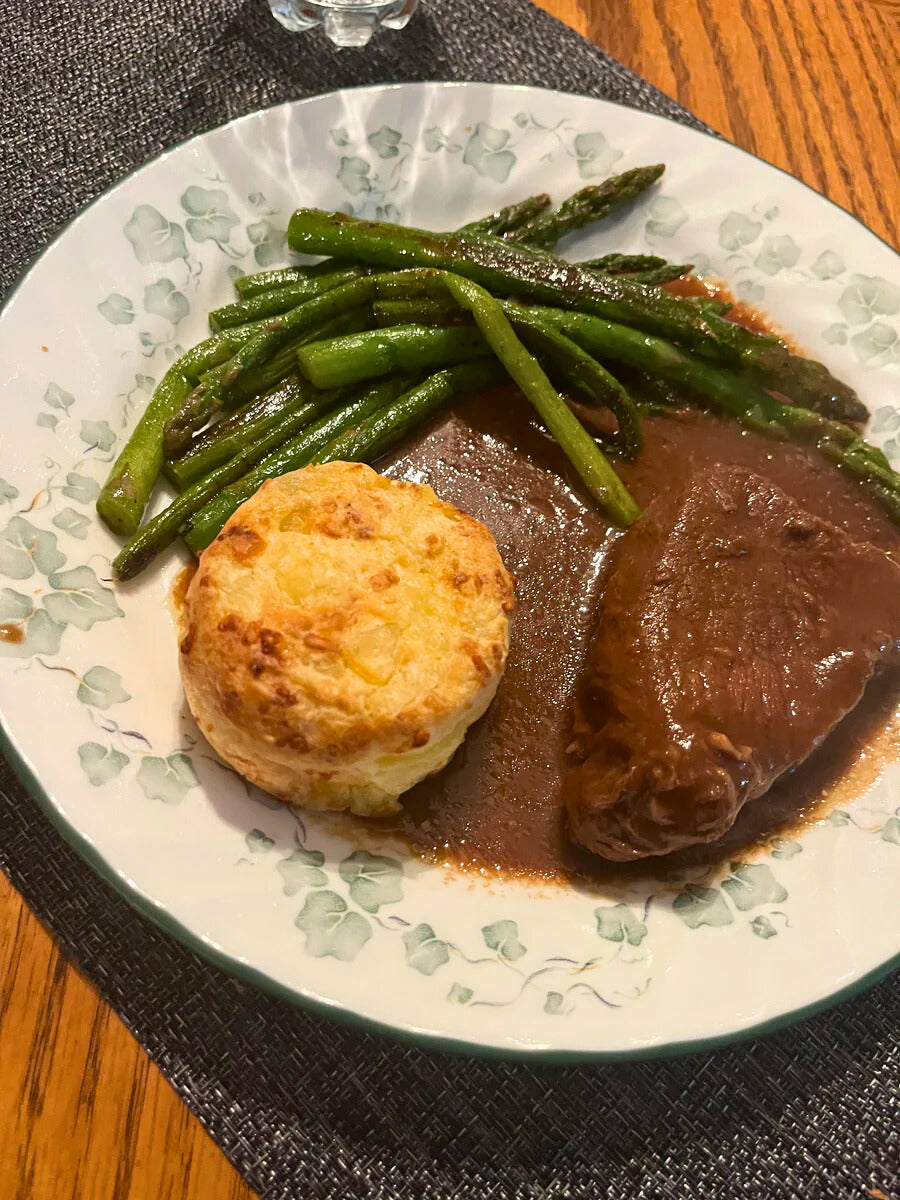 Roti de bœuf sauce au vin